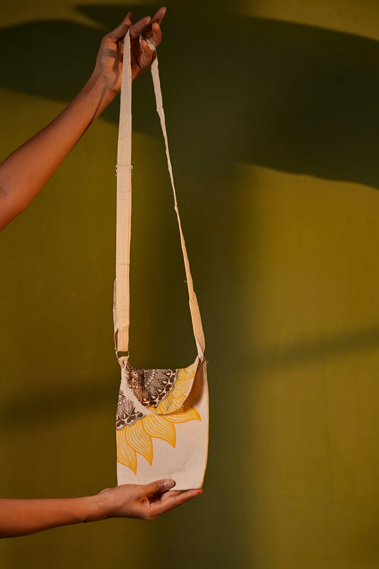 Rangrez Handcrafted Mobile Potli